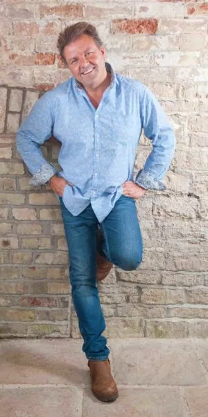 MR against wall MR against wall